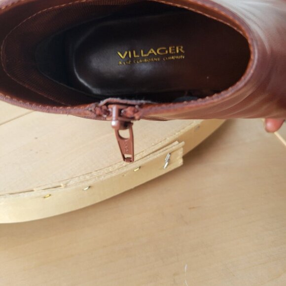 Liz Claiborne Villager Leather Two-Tone Cognac Square Toe Boot (Size 8.5) - Picture 4 of 11